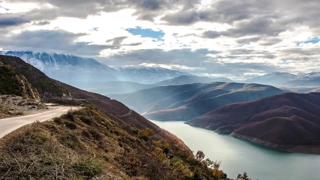 Rubio subliniază la Samarkand importanța corridorului trans-caspian și a mineralelor critice