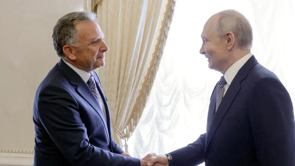 Rusia acceptă reluarea discuțiilor trilaterale pentru pacea din Ucraina